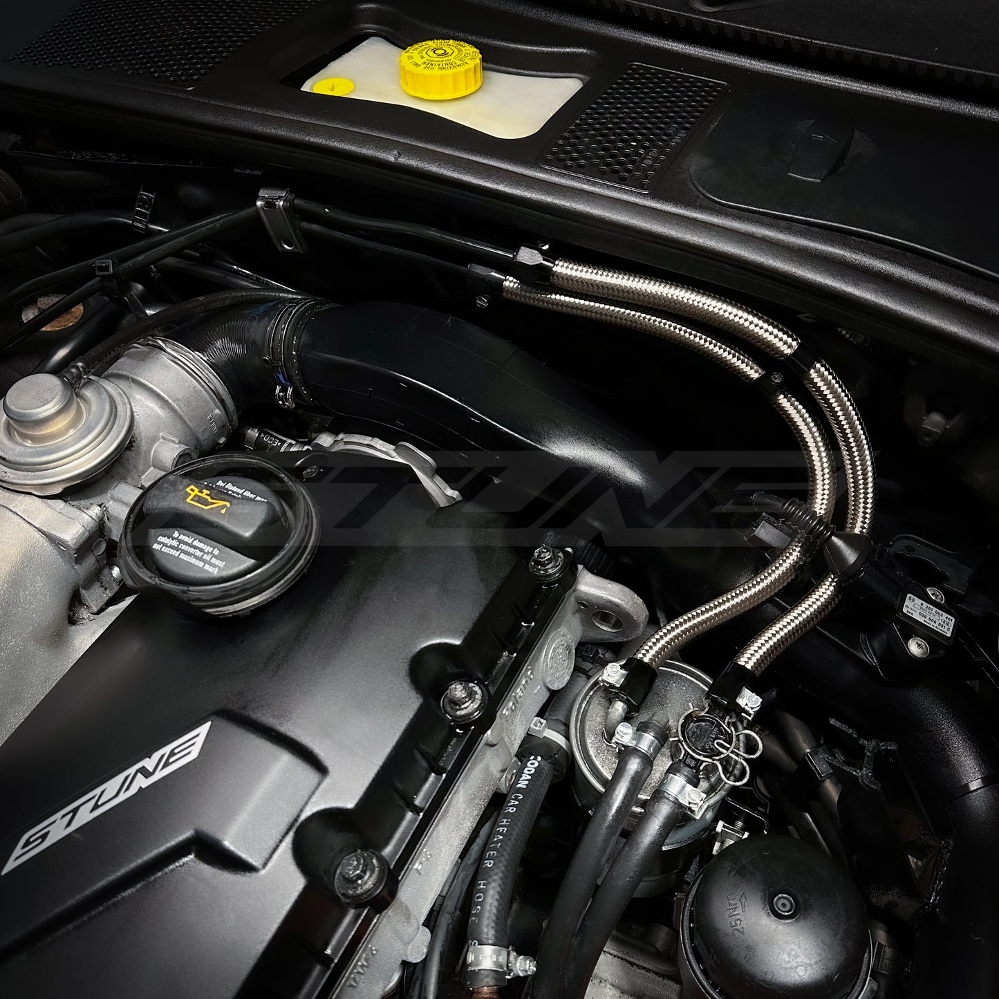 S-Tune Braided Fuel Line Kit B5 Platform (Longitudinal Engines)